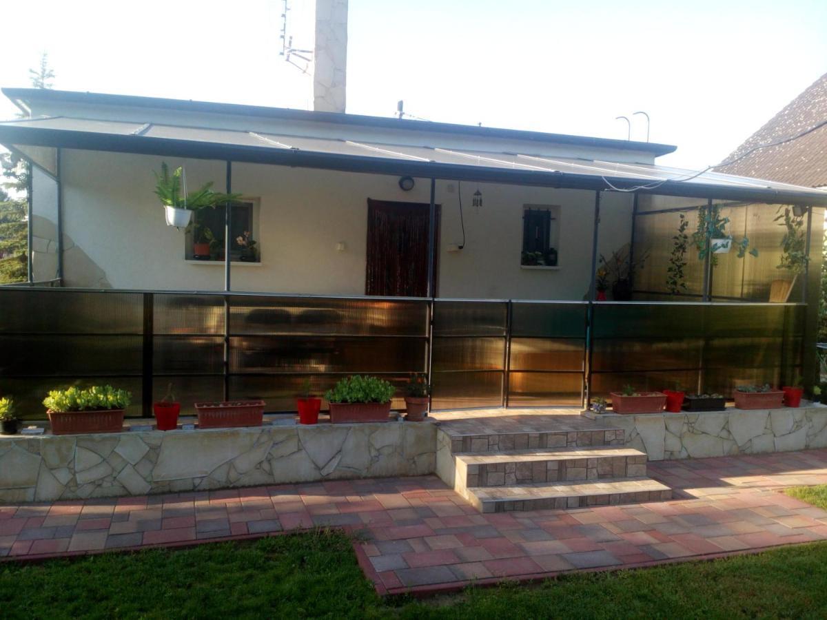 Sunny Apartman Nyíregyháza Екстериор снимка