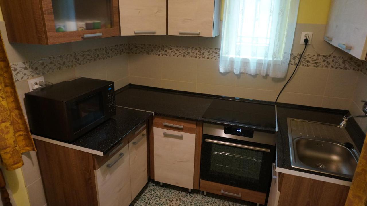 Sunny Apartman Nyíregyháza Екстериор снимка